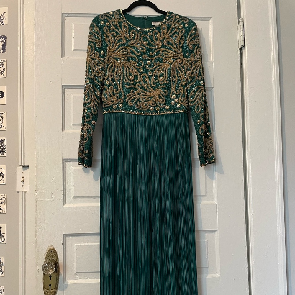 Vintage George F. Couture Emerald Green Gown in US size 8